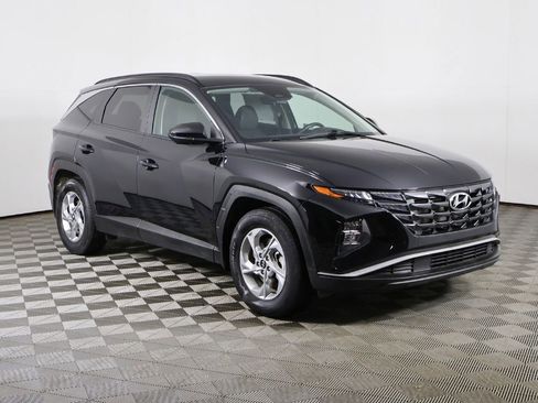 Used 2024 Hyundai Tucson SEL FWD image 2
