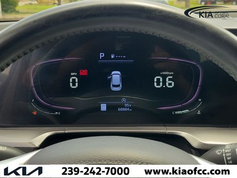 Certified 2024 Kia Telluride LX FWD image 24