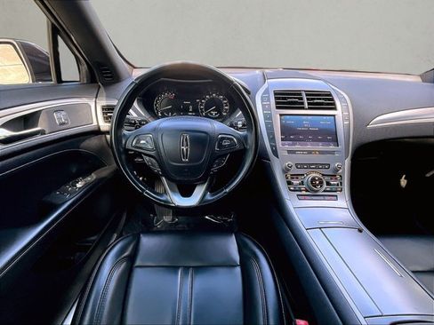 Used 2020 Lincoln MKZ FWD image 7