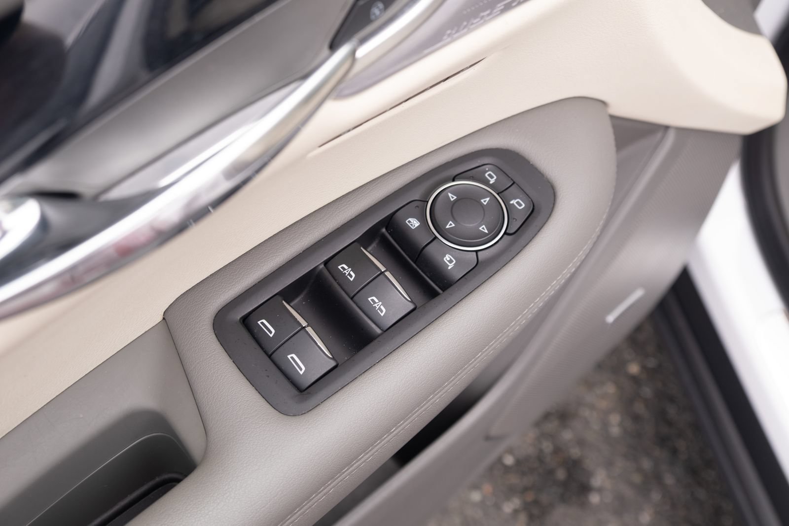 Used 2024 Cadillac XT6 Premium Luxury AWD/4WD image 14
