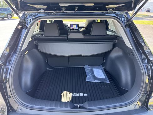 New 2025 Toyota Corolla Cross LE image 39