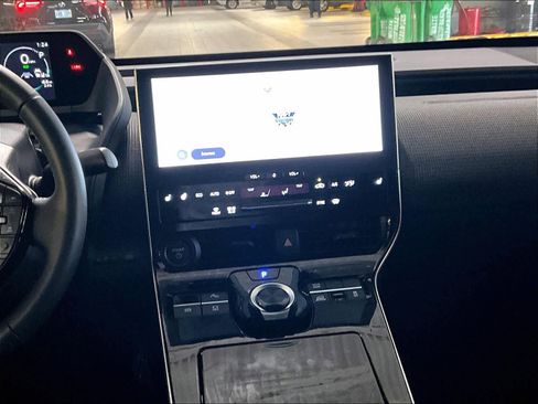 Used 2024 Toyota bZ4X XLE w/ Weather Package image 18