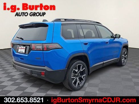New 2026 Jeep Cherokee Overland w/ Advanced Pro Tech Group AWD/4WD image 4