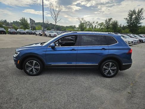 Used 2018 Volkswagen Tiguan SEL FWD image 5