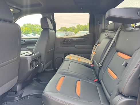 New 2026 GMC Sierra 1500 AT4 w/ Technology Package AWD/4WD image 19