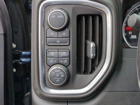 Used 2021 Chevrolet Silverado 2500 LT w/ Z71 Sport Edition AWD/4WD image 18