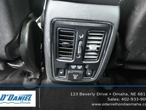 Used 2015 Jeep Grand Cherokee Limited w/ Trailer Tow Group IV AWD/4WD image 36