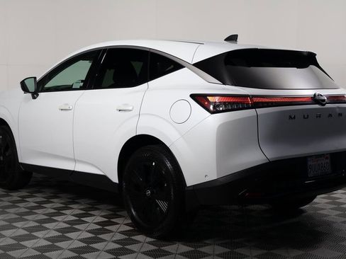 Used 2025 Nissan Murano SV image 6