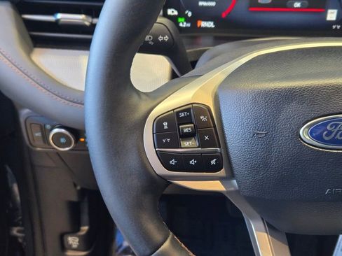 New 2026 Ford Explorer Active w/ Active Comfort Package image 31