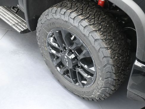 New 2026 Chevrolet Silverado 2500 High Country w/ High Country Premium Package AWD/4WD image 17