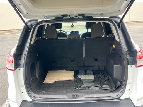 Used 2013 Ford Escape SE image 16