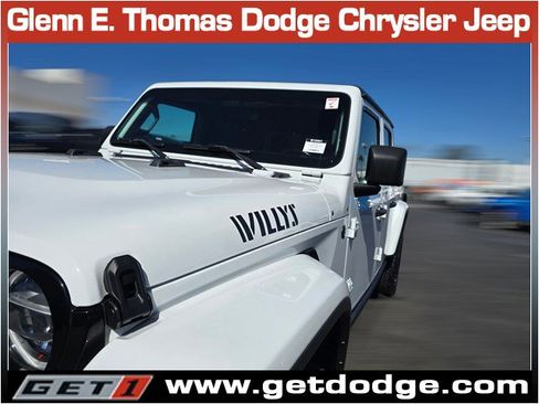 Certified 2022 Jeep Gladiator Willys image 4