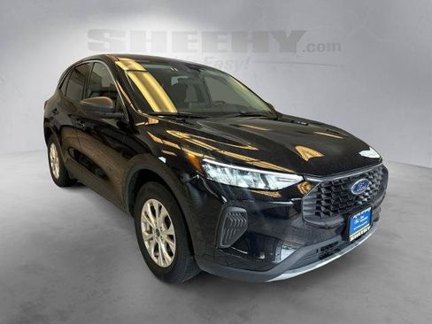Certified 2024 Ford Escape Active AWD/4WD image 2