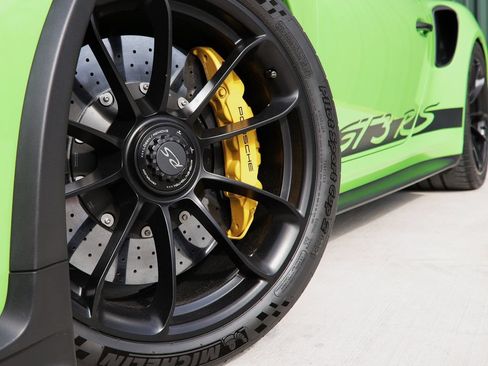 Used 2019 Porsche 911 GT3 RS RWD image 11