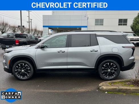 Certified 2025 Chevrolet Traverse LT w/ Sun and Wheel Package image 4