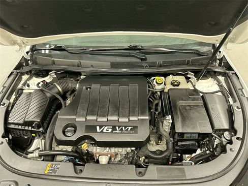 Used 2015 Buick LaCrosse Leather image 23