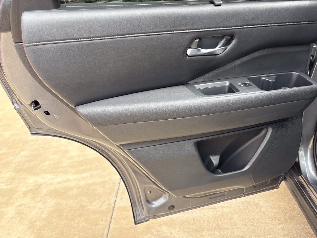 Certified 2024 Nissan Pathfinder SL w/ SL Premium Package FWD image 40