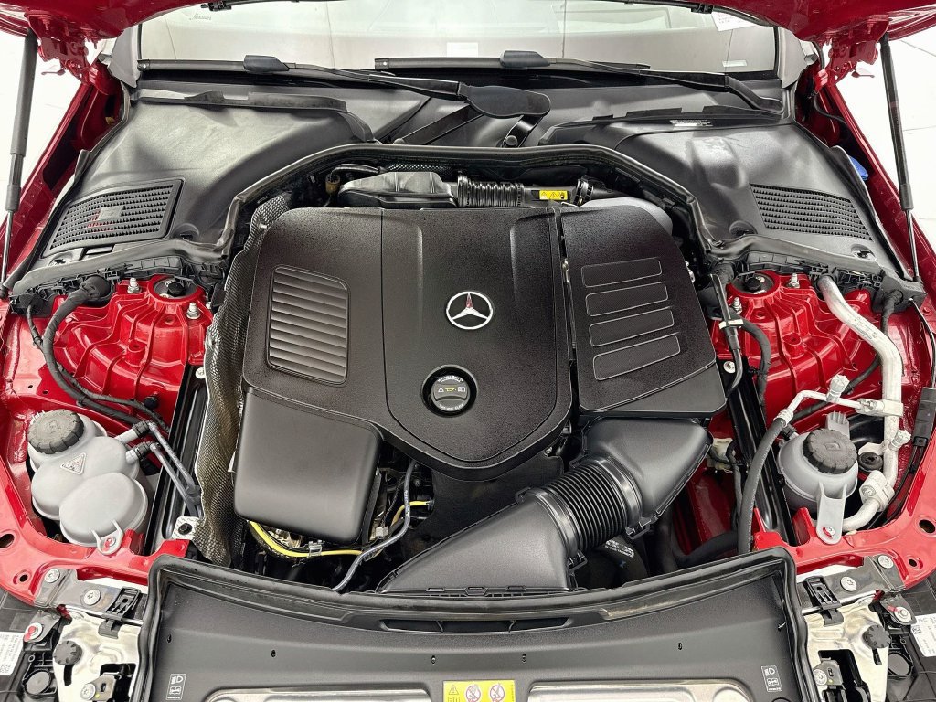 Certified 2025 Mercedes-Benz C 300 Sedan image 28