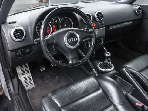 Used 2001 Audi TT 1.8T AWD/4WD image 7