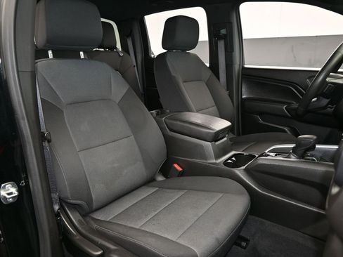 Used 2024 Chevrolet Colorado Trail Boss image 38