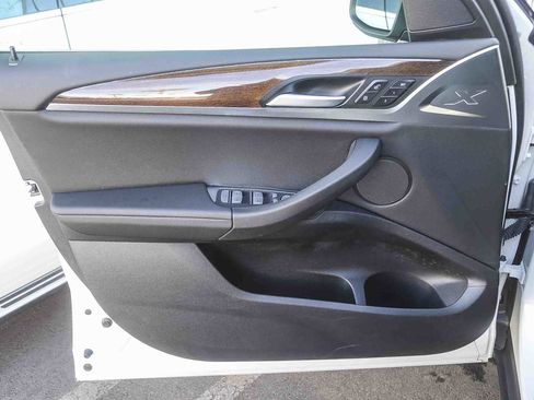 Used 2024 BMW X3 xDrive30i image 17