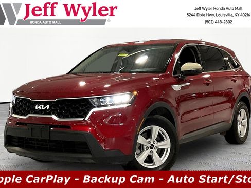Used 2023 Kia Sorento LX FWD image 1