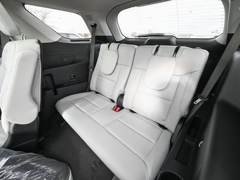 New 2026 Ford Explorer Platinum w/ LUX Leather Package image 18
