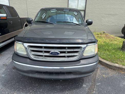 Used 2003 Ford F150 2WD Regular Cab image 10