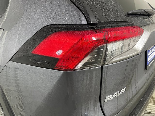 Used 2019 Toyota RAV4 Limited w/ Advanced Technology Package FWD image 21