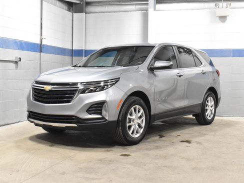 Used 2024 Chevrolet Equinox LT w/ LPO, Floor Liner Package image 2