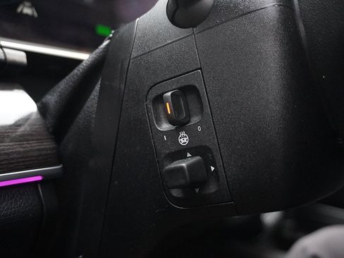 Used 2022 Mercedes-Benz GLS 450 4MATIC image 54