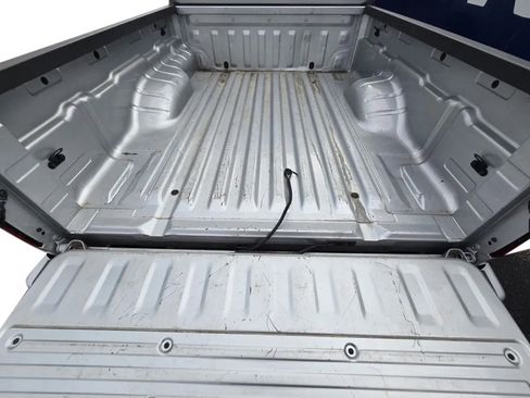 Used 2019 Nissan Frontier S image 30