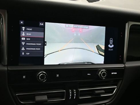 Certified 2024 Porsche Macan S AWD/4WD image 16