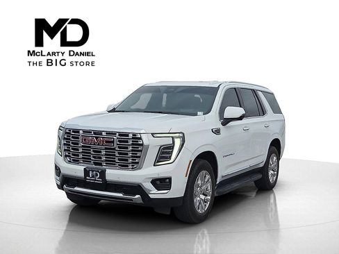 Certified 2025 GMC Yukon Denali image 2