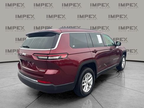 Used 2025 Jeep Grand Cherokee L Laredo w/ Trailer Tow Package RWD image 3