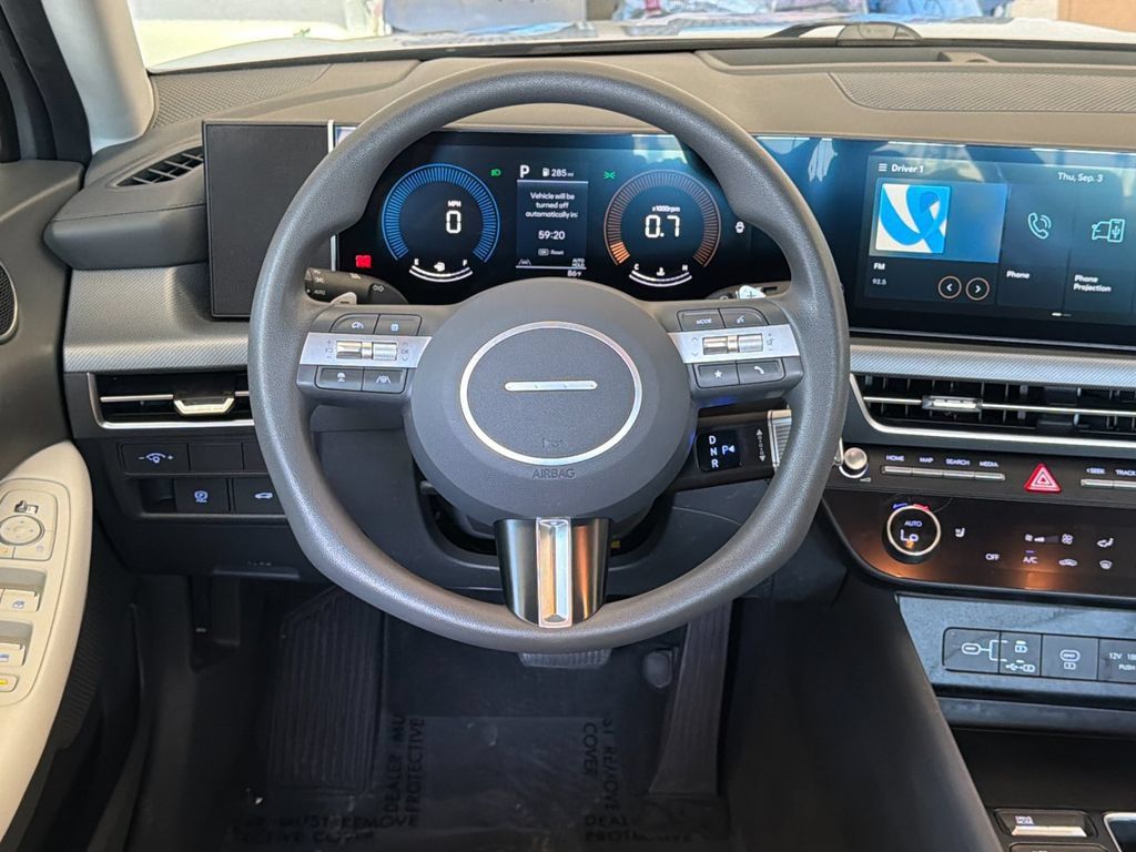 Used 2025 Hyundai Sonata SEL FWD image 13