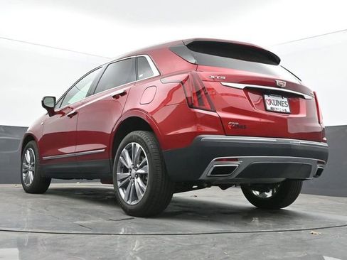 Used 2025 Cadillac XT5 Premium Luxury AWD/4WD image 51