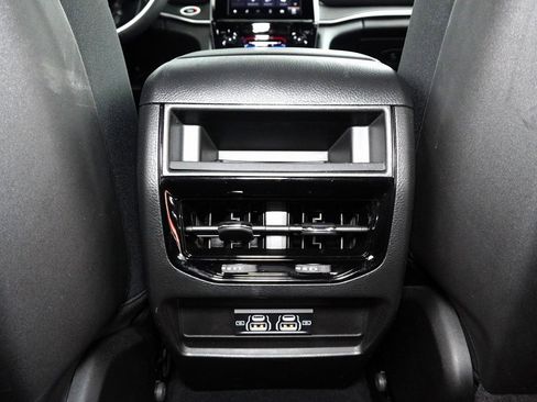 Used 2024 Jeep Grand Cherokee Laredo X w/ Trailer Tow Package image 24