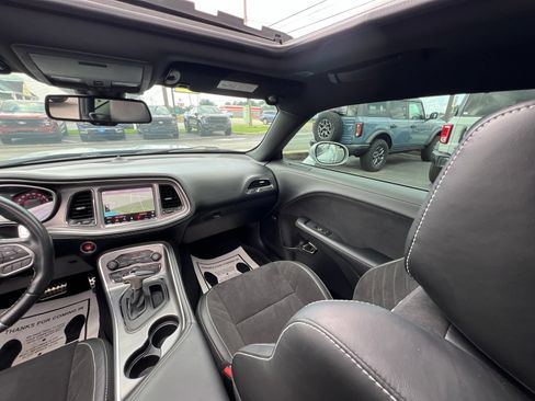 Used 2020 Dodge Challenger SRT Hellcat Redeye RWD image 56
