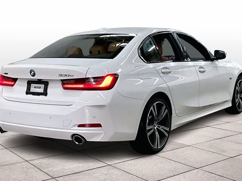 Certified 2023 BMW 330e xDrive w/ Convenience Package image 15