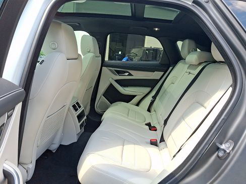 Used 2026 Jaguar F-PACE R-Dynamic S AWD/4WD image 10