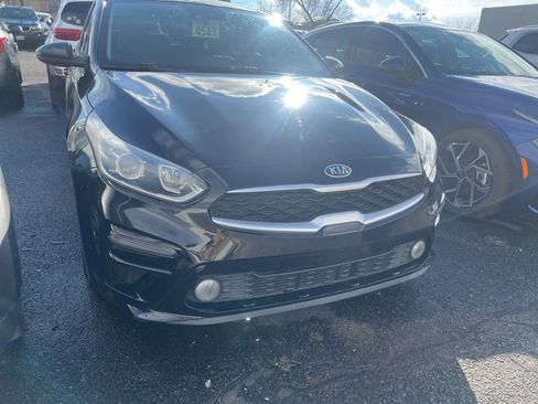 Used 2020 Kia Forte LXS image 2