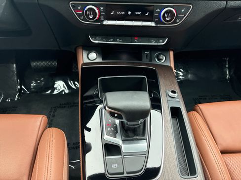 Used 2024 Audi Q5 e Premium Plus image 24