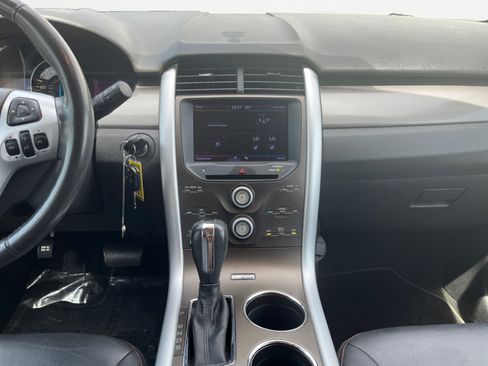 Used 2013 Ford Edge SEL FWD image 13