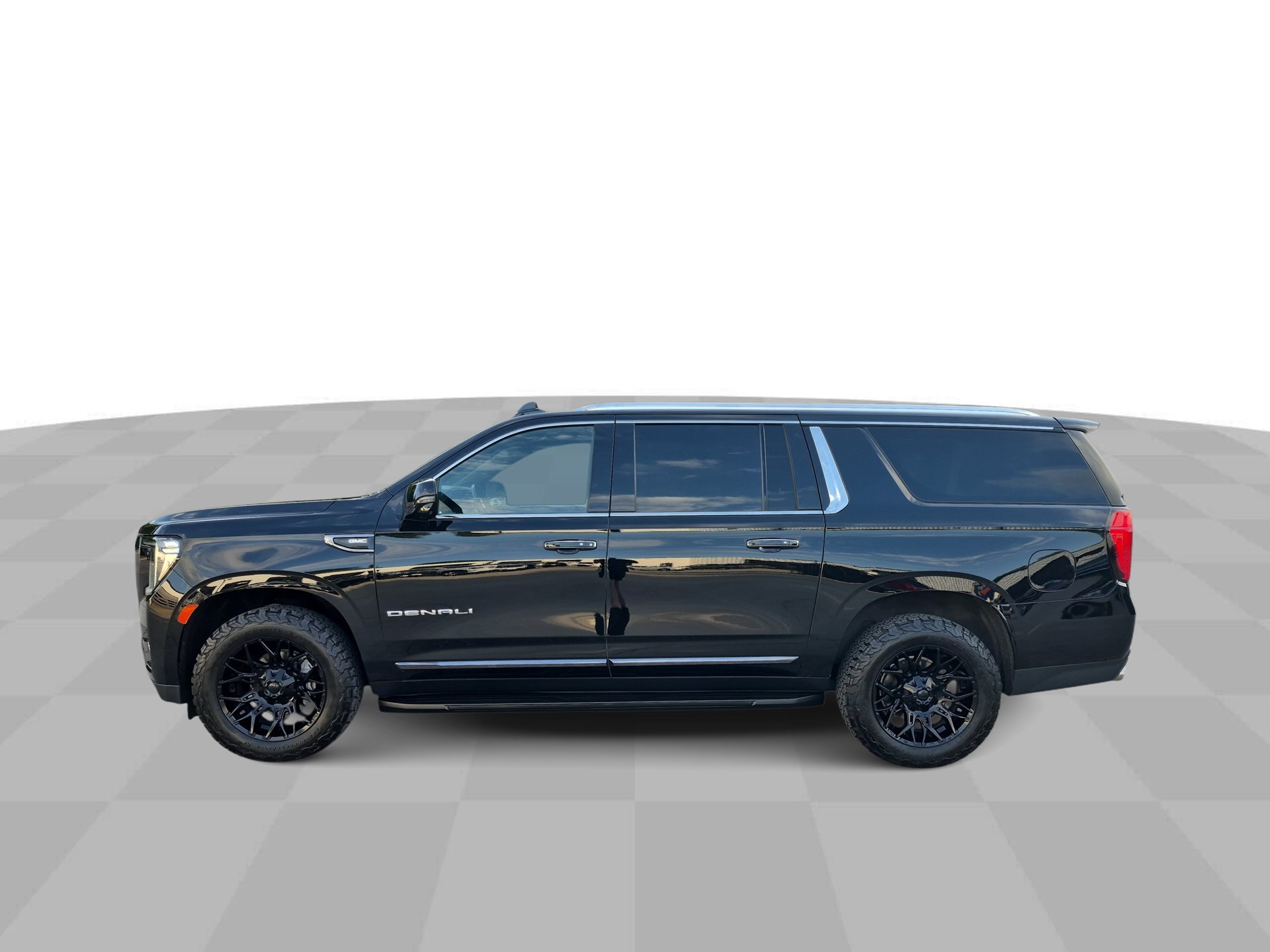 Used 2023 GMC Yukon XL Denali AWD/4WD image 6