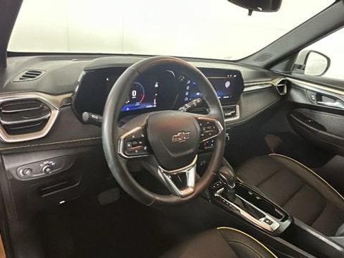 Used 2024 Chevrolet TrailBlazer ACTIV w/ Driver Confidence Package FWD image 14