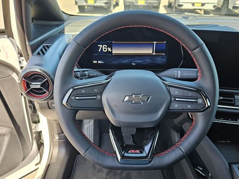 New 2025 Chevrolet Equinox EV RS image 21