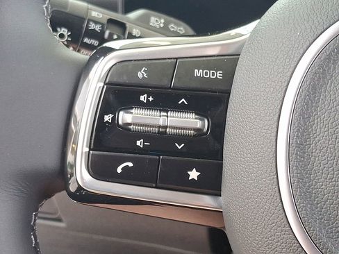 New 2025 Kia Sorento SX image 18