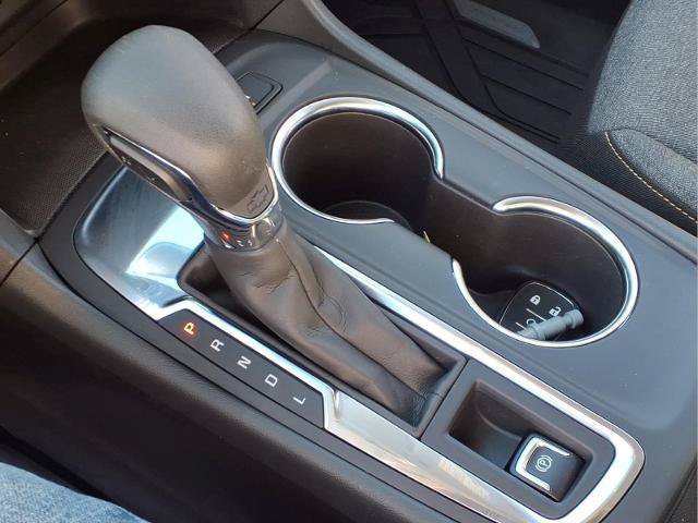 Used 2024 Chevrolet Equinox LT w/ LPO, Floor Liner Package FWD image 15