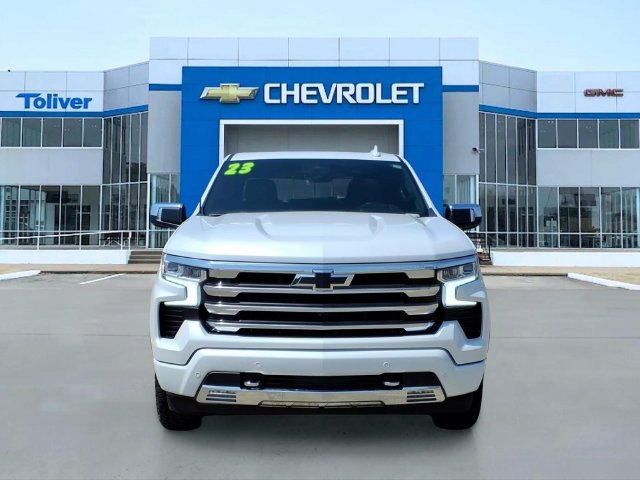 Used 2023 Chevrolet Silverado 1500 High Country w/ High Country Premium Package AWD/4WD image 2